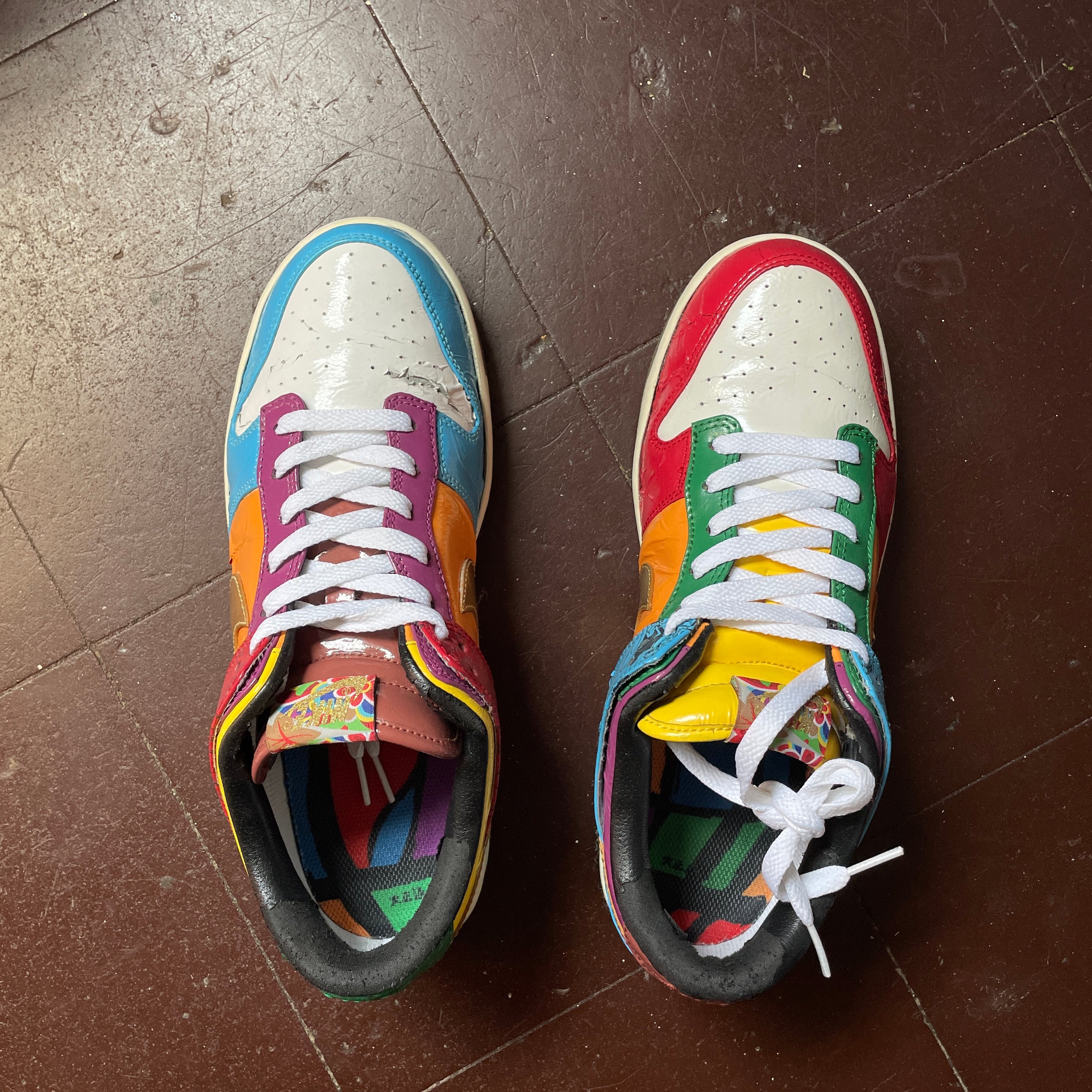 US 9.5 - NIKE DUNK LOW PREMIUM JAPAN CITY PACK "YAMAKASA" [2008]