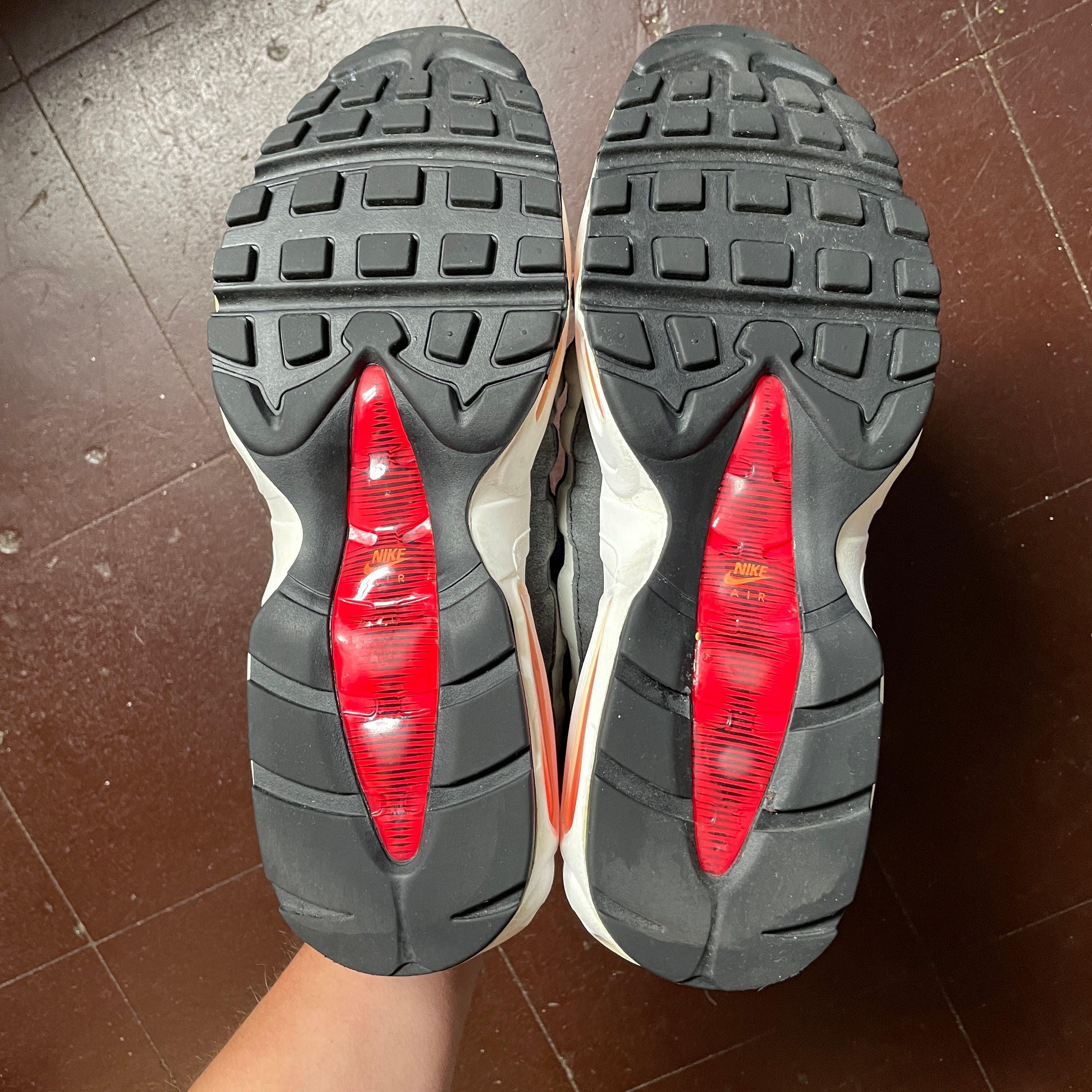 US 11.5 - NIKE AIR MAX 95 "HYPER CRIMSON" [2014]