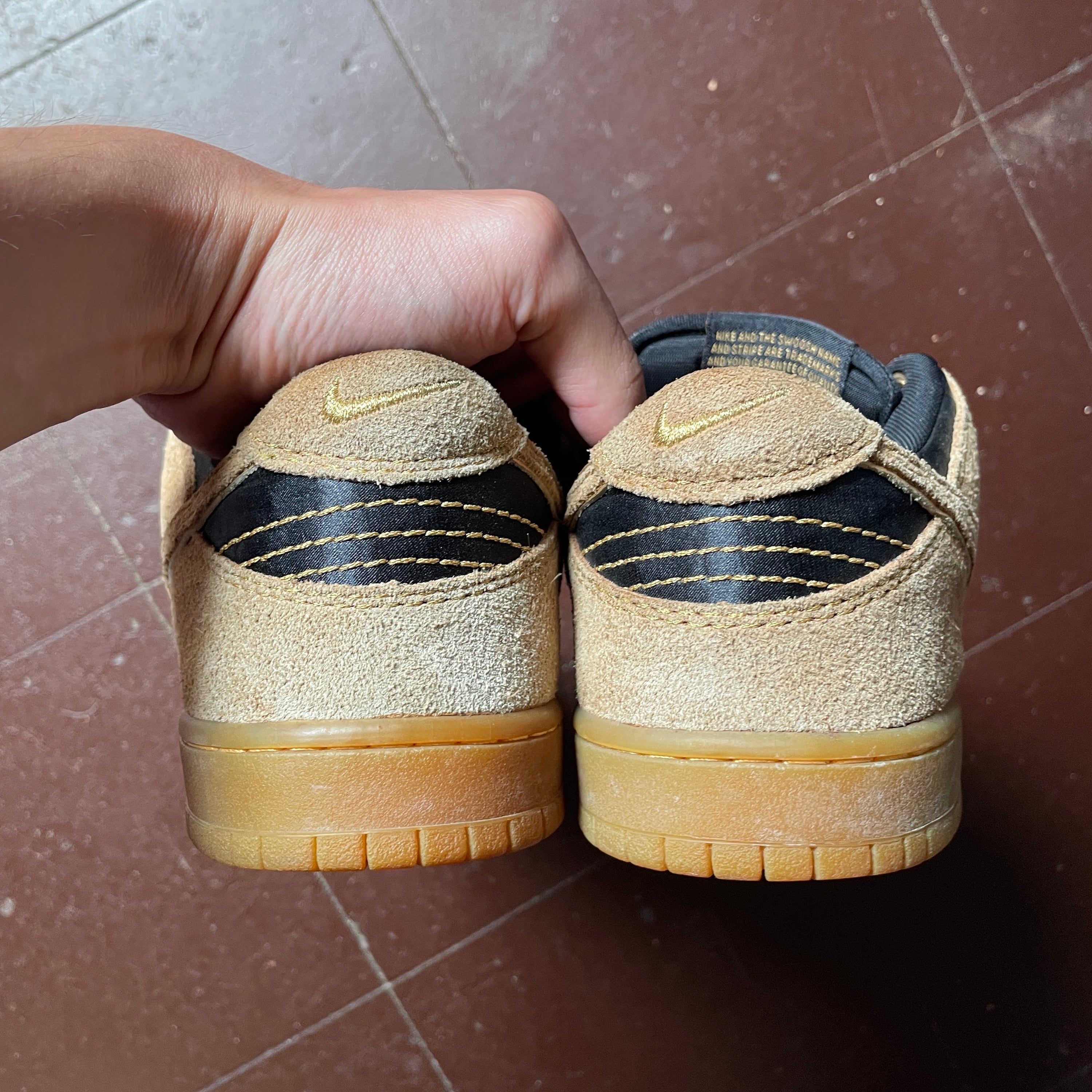 US 8.5 - NIKE DUNK LOW EMB MADE IN BRAZIL "JUN MATSUI" [2008]