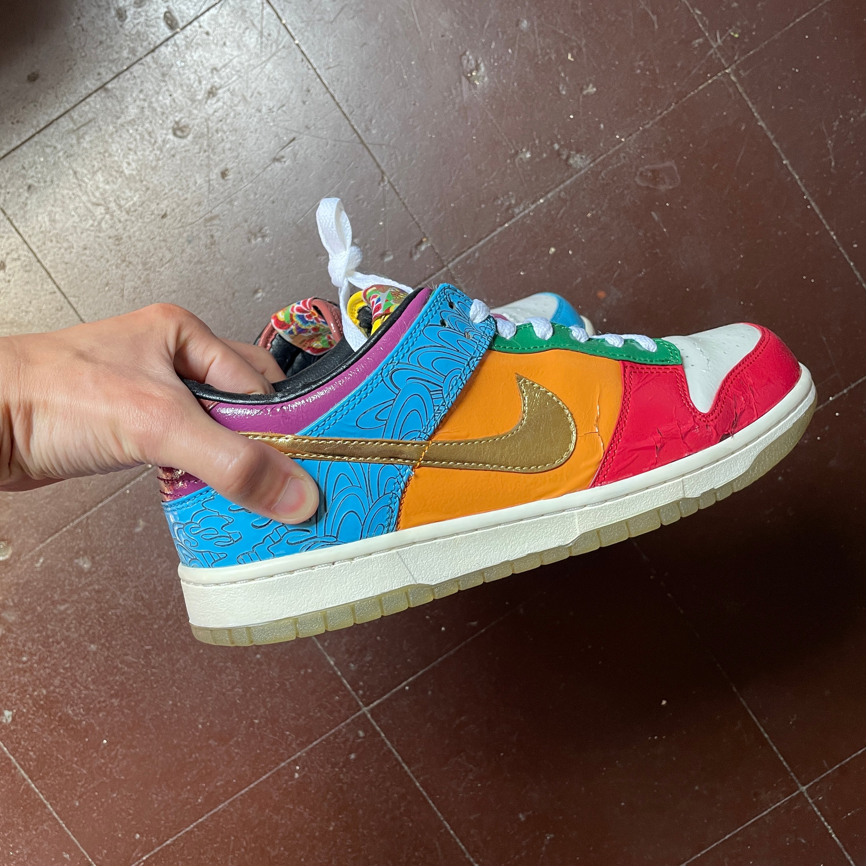 US 9.5 - NIKE DUNK LOW PREMIUM JAPAN CITY PACK "YAMAKASA" [2008]