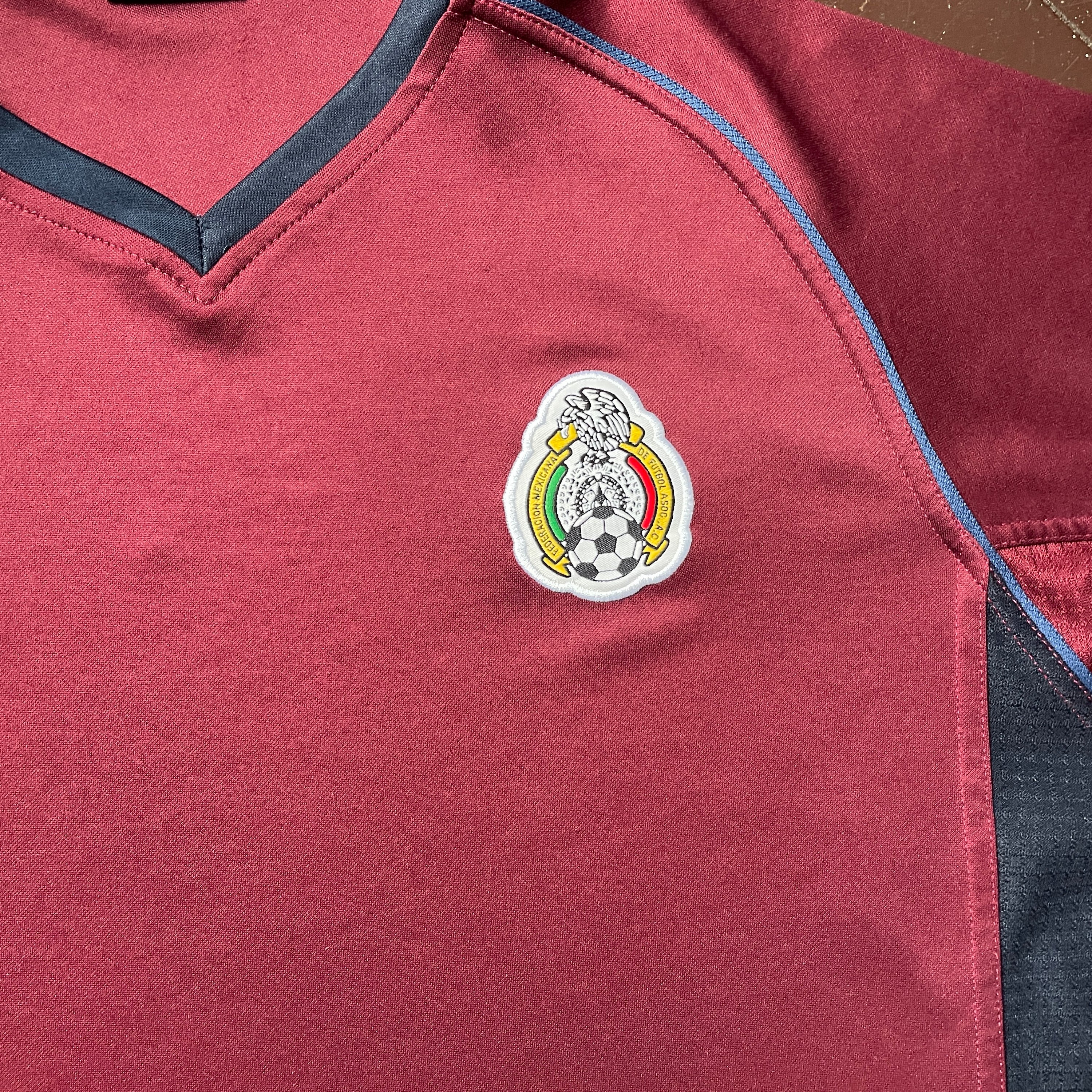 US L - ATLETICA MEXICO SOCCER JERSEY "BURGUNDY VINO" [2000]