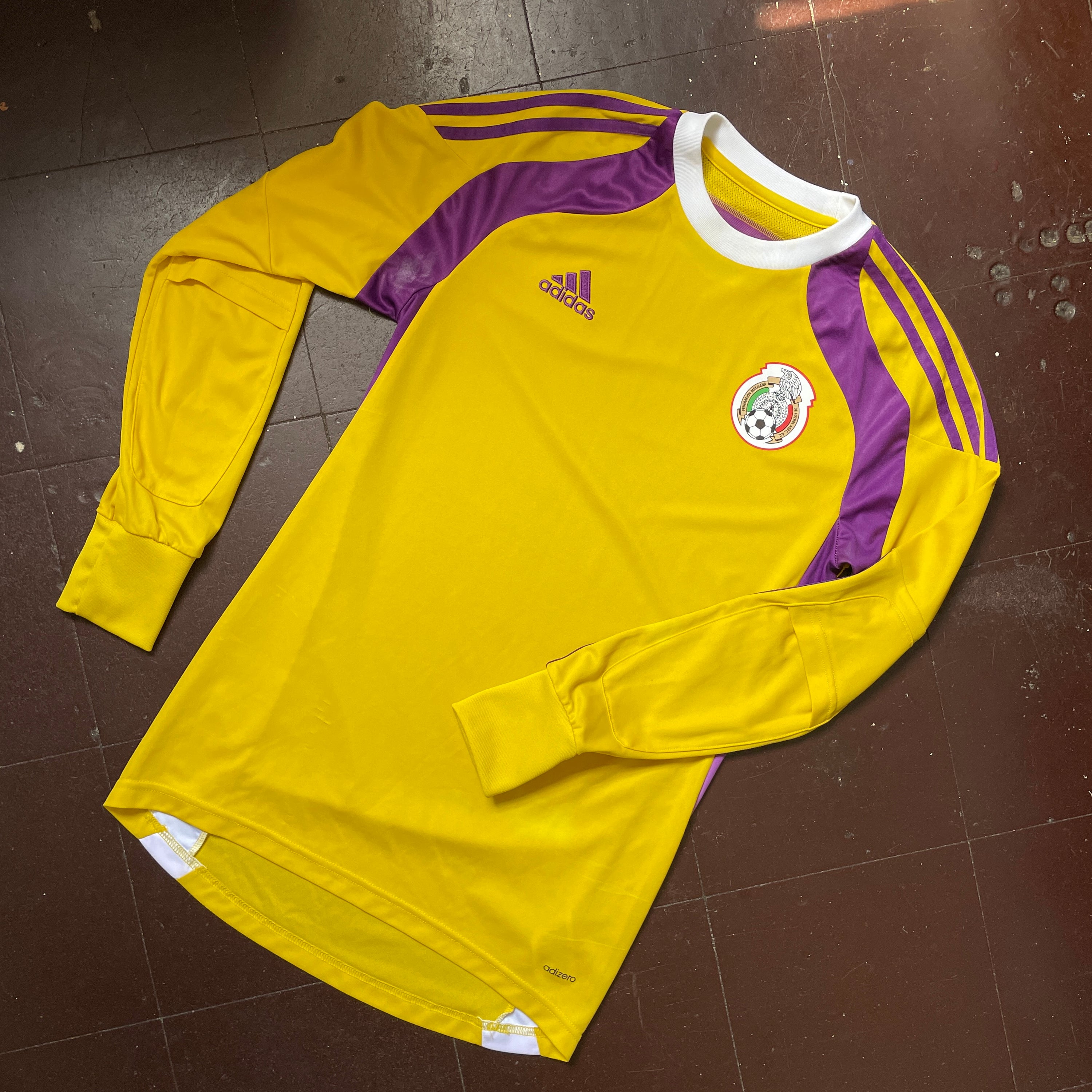 US S - ADIDAS MEXICO SOCCER JERSEY WORLD CUP GK "OCHOA YELLOW" [2014]