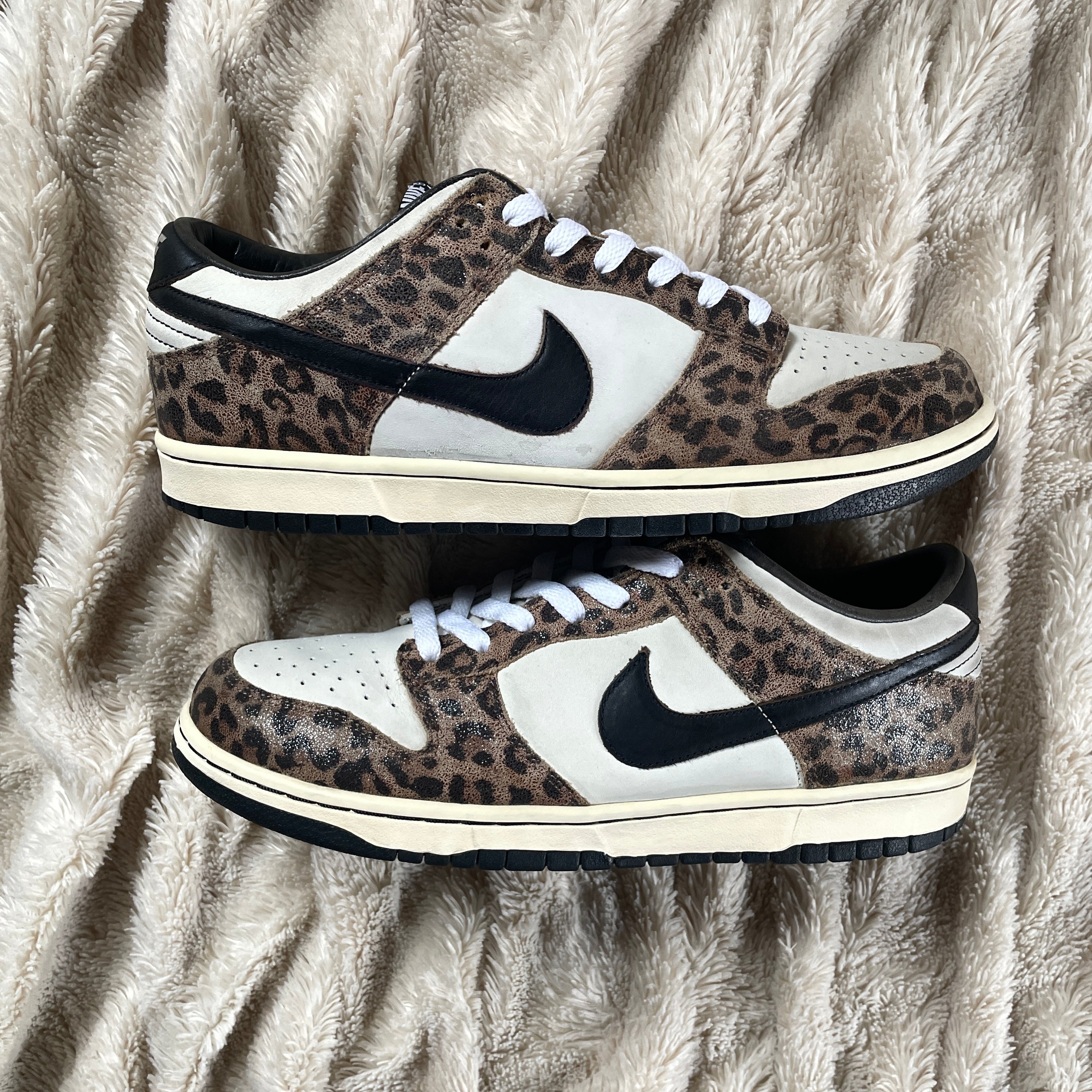 US 10.5 - NIKE DUNK LOW PREMIUM "ANIMAL PACK LEAPORD" [2007]