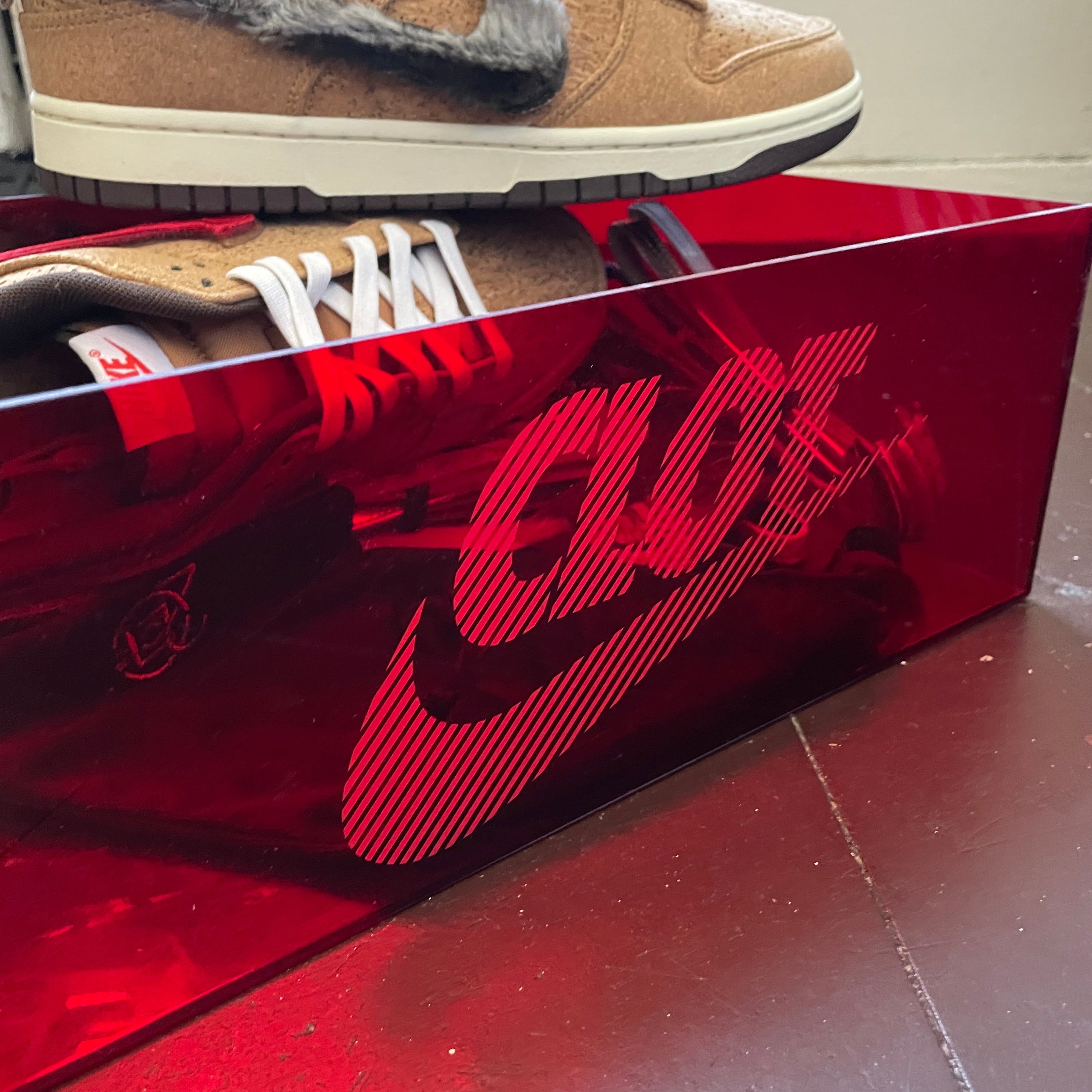 US 11 - FRIENDS & FAMILY NIKE DUNK LOW SP x CLOT "CORK" [2020]