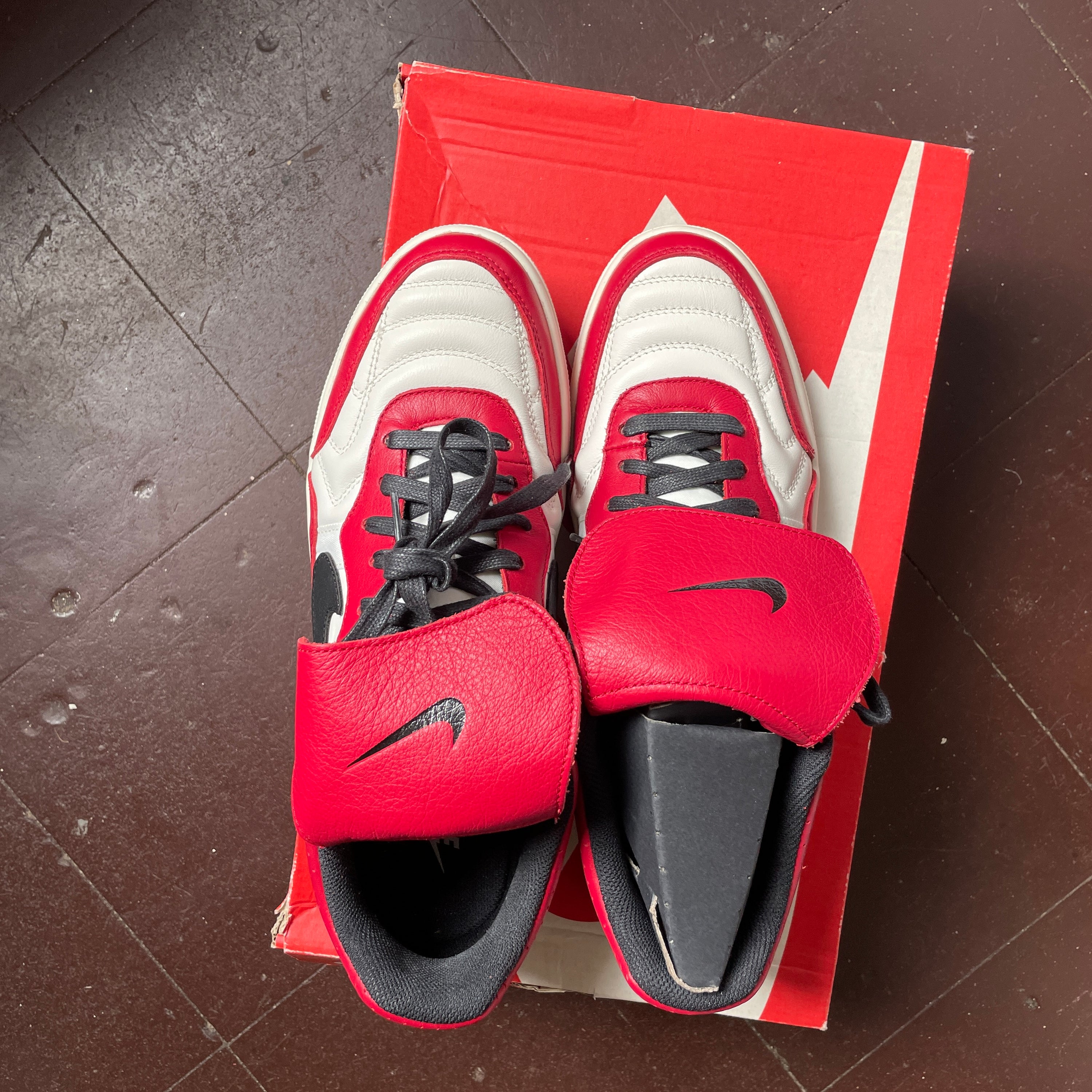 US 9.5 - NIKE TIEMPO 94 MID QS "CHICAGO" [2014]