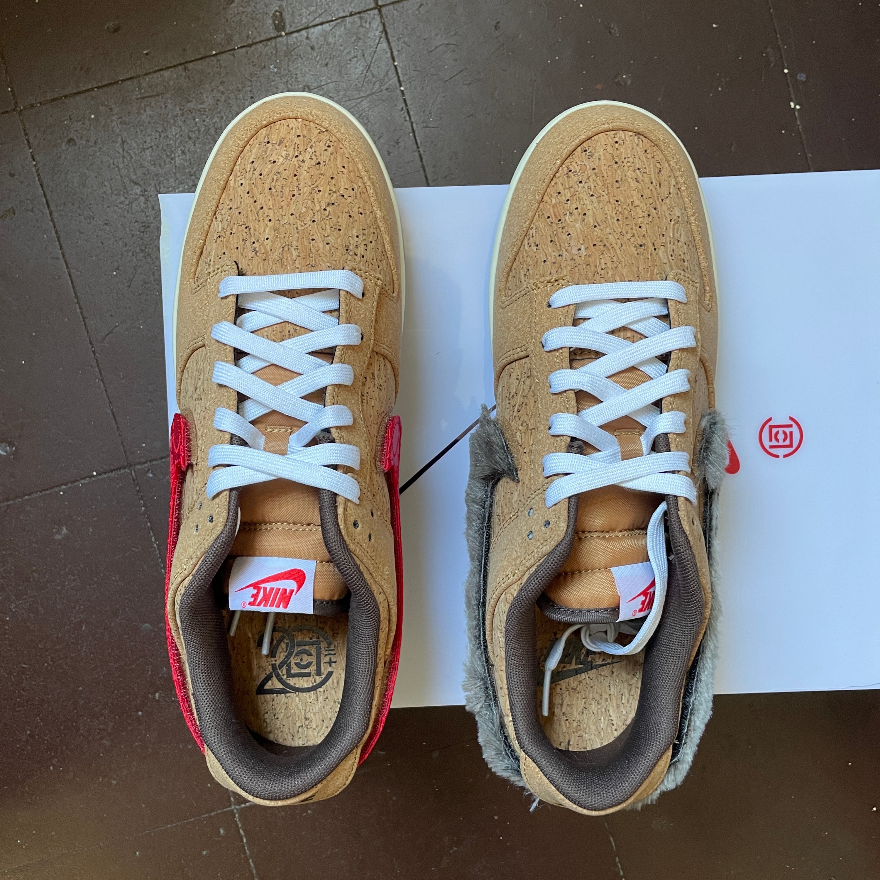 US 11 - FRIENDS & FAMILY NIKE DUNK LOW SP x CLOT "CORK" [2020]