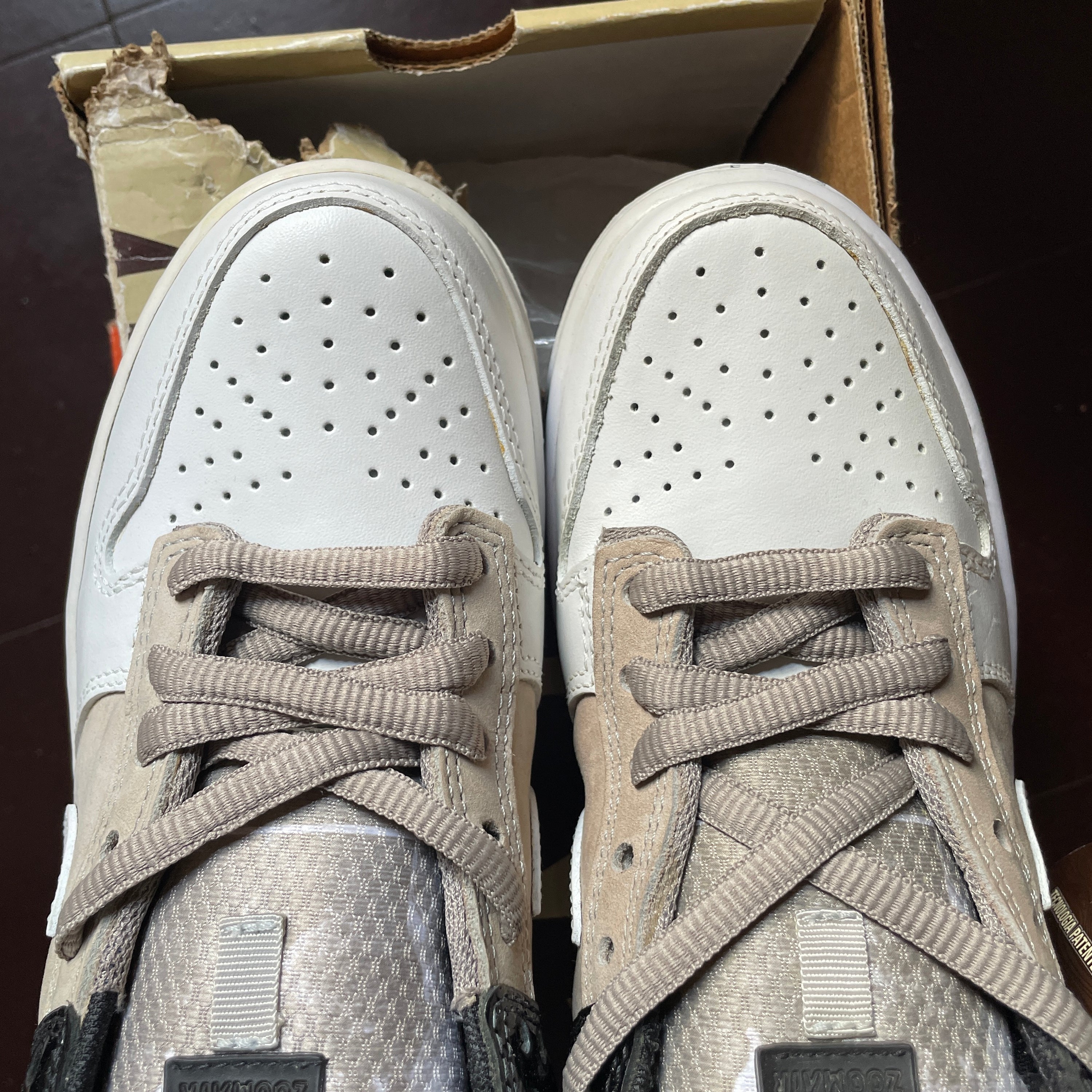 US 7.5 - NIKE SB DUNK LOW EMB FLAVIO SAMELO MADE IN BRAZIL [2006]