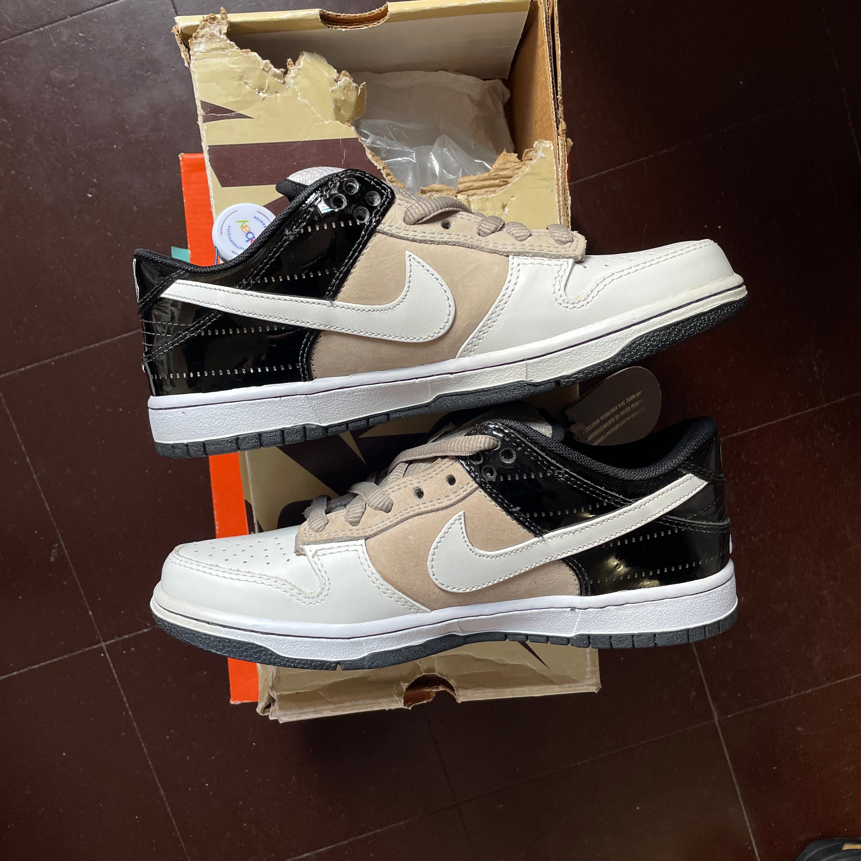 US 7.5 - NIKE SB DUNK LOW EMB FLAVIO SAMELO MADE IN BRAZIL [2006]