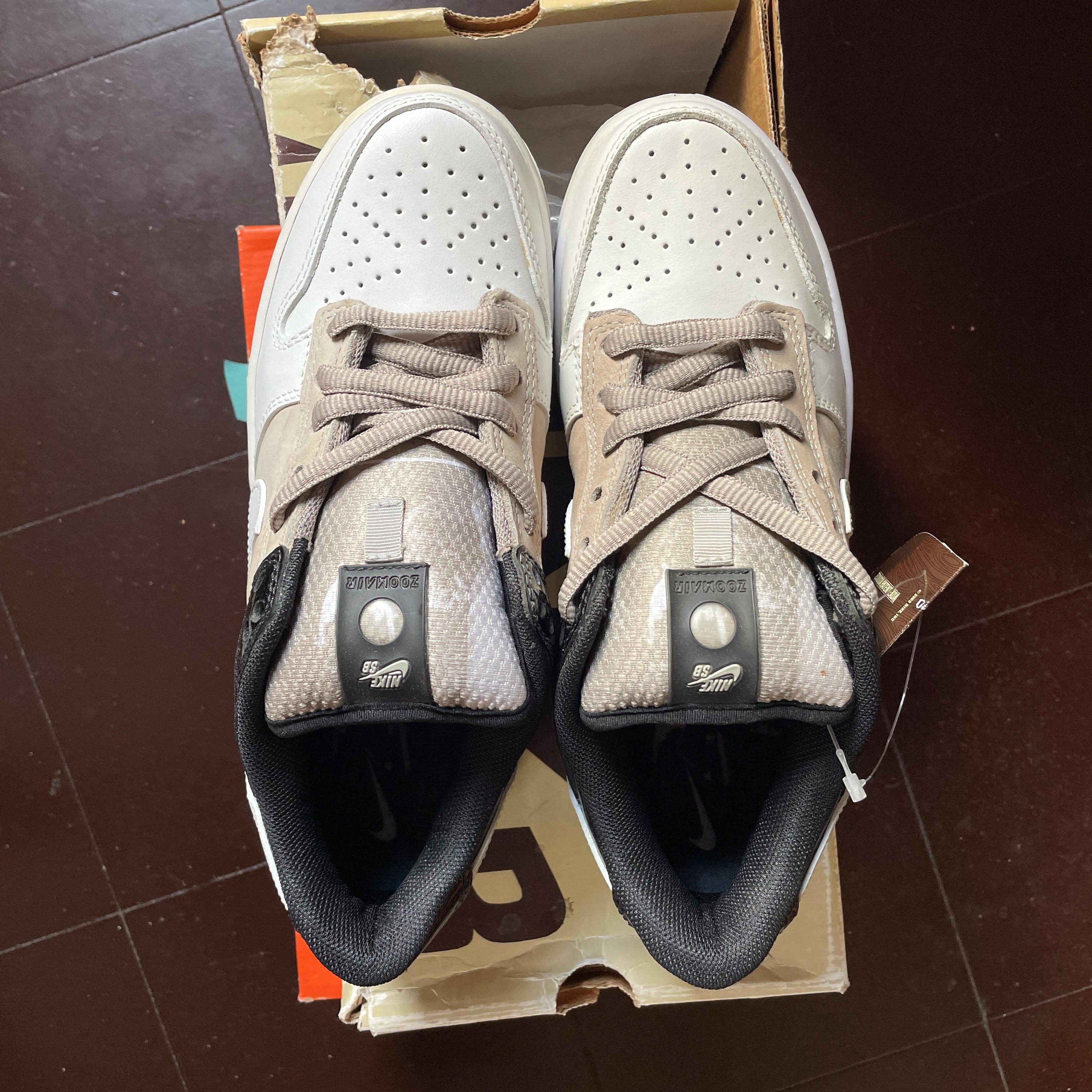 US 7.5 - NIKE SB DUNK LOW EMB FLAVIO SAMELO MADE IN BRAZIL [2006]
