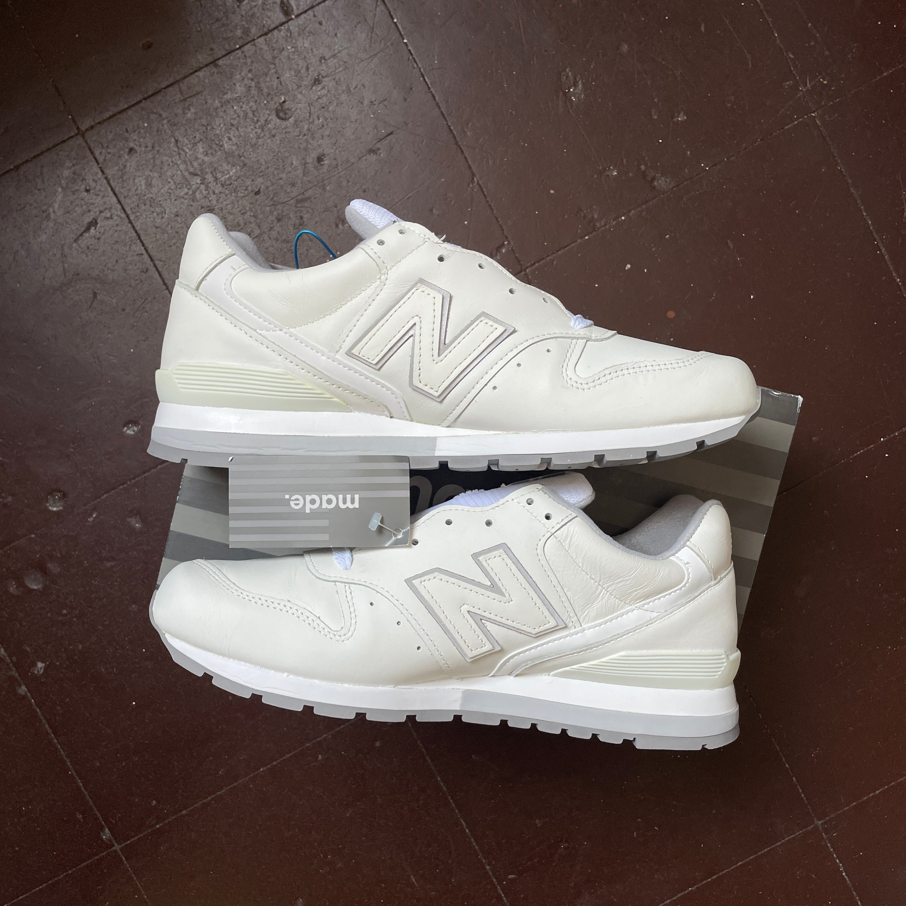 US 11 - NEW BALANCE 996 30th ANNIVERSARY [201