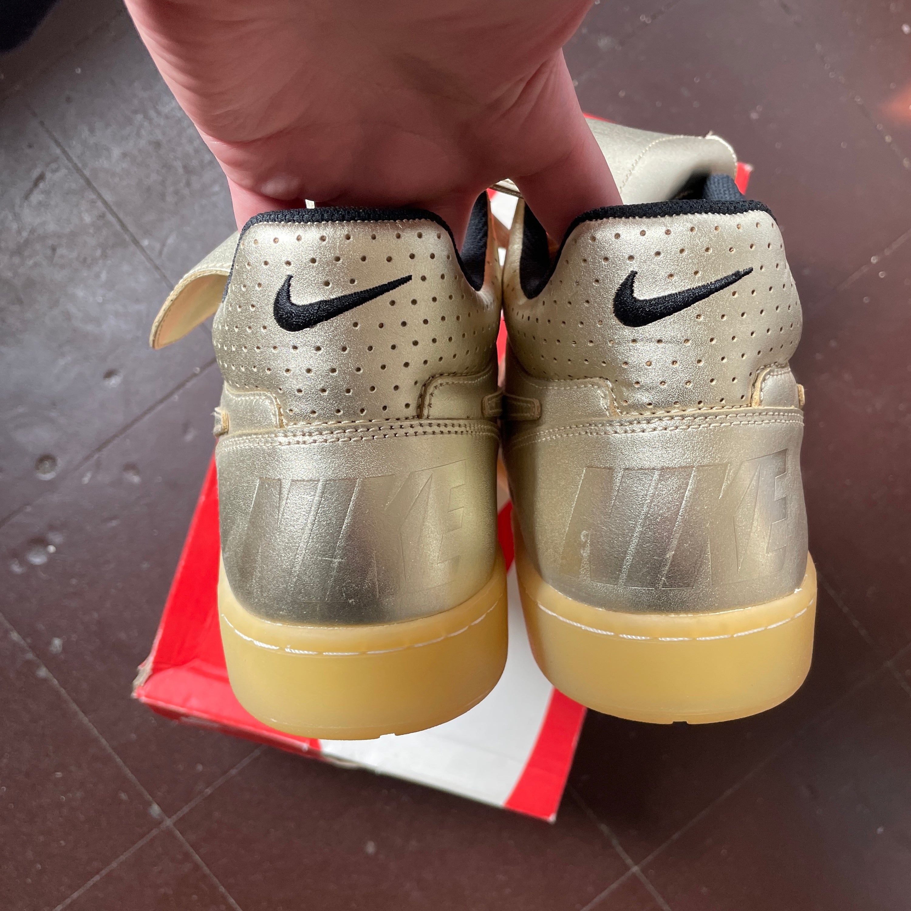 US 12 - NIKE TIEMPO 94 MID QS "TROPHY PACK - SAND DUNE" [2014]