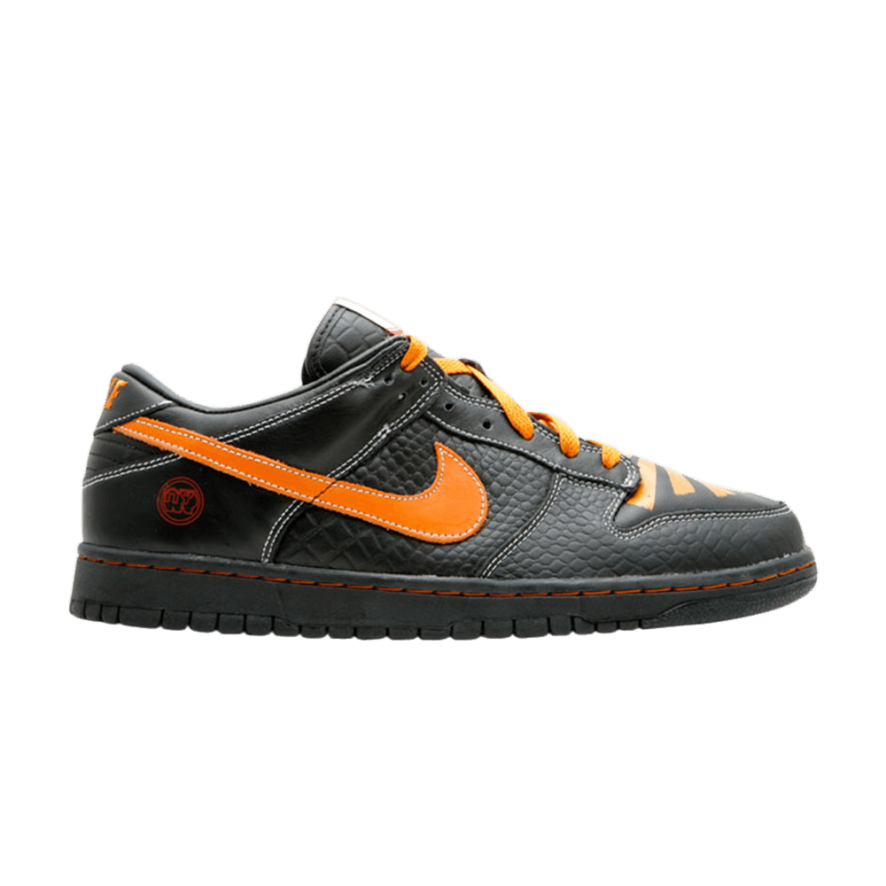 US 9 - NIKE DUNK LOW EX ID NYC "ANIMAZING" (2006)